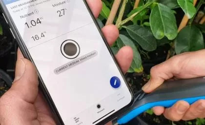 Bluelab Pulse Multimedia EC/MC Meter - Уред за измерване на влага и EC (електропроводимост) в кореновата зона