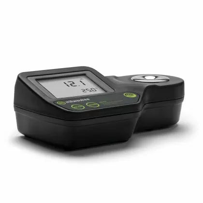 Milwaukee MA871 - refractometru digital pentru măsurarea zahărului (0 - 85% Brix)